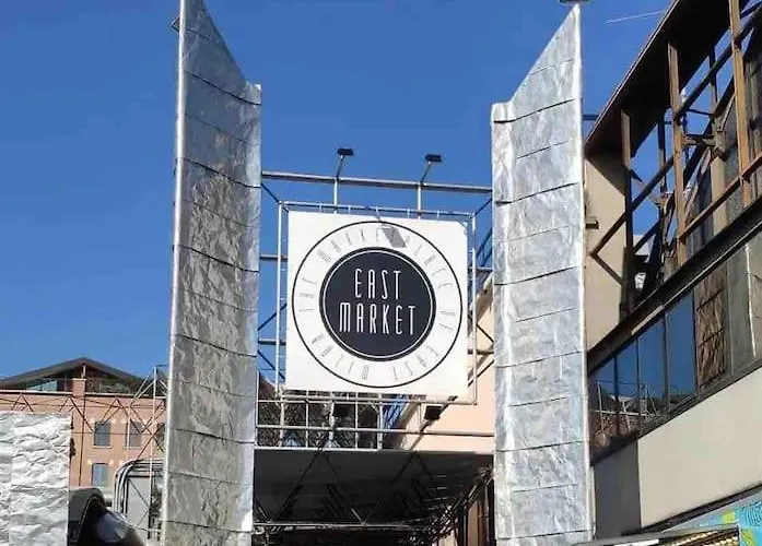 Linate Airport Elegant Suite,tram 1 Minute Away 아파트 *