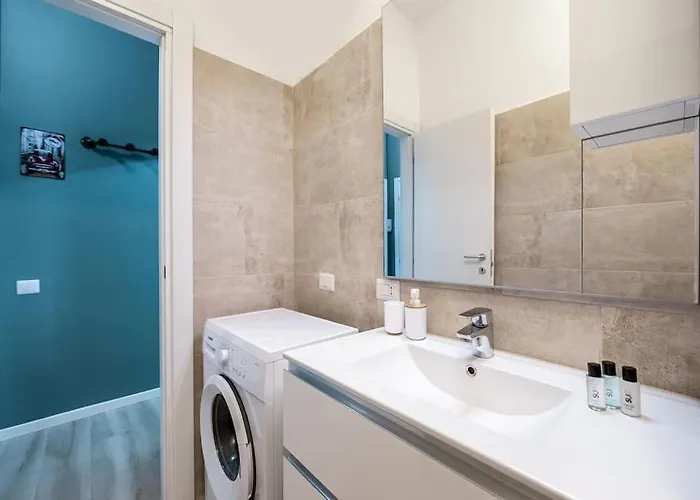 Linate Airport Elegant Suite,tram 1 Minute Away * 밀라노
