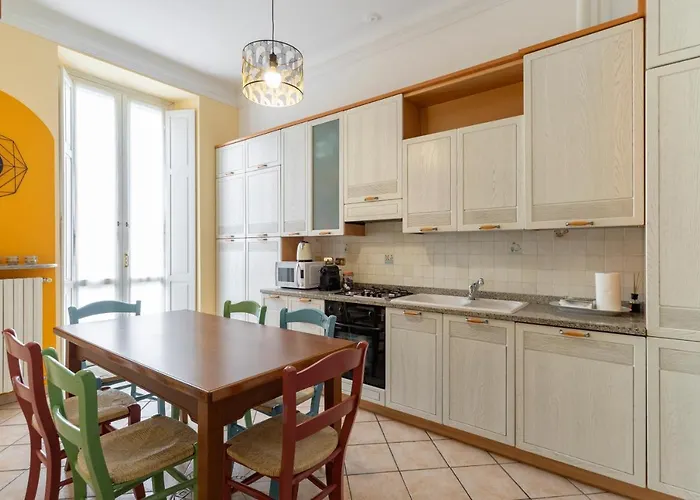 Joyful Naviglio Fortunato Milánó