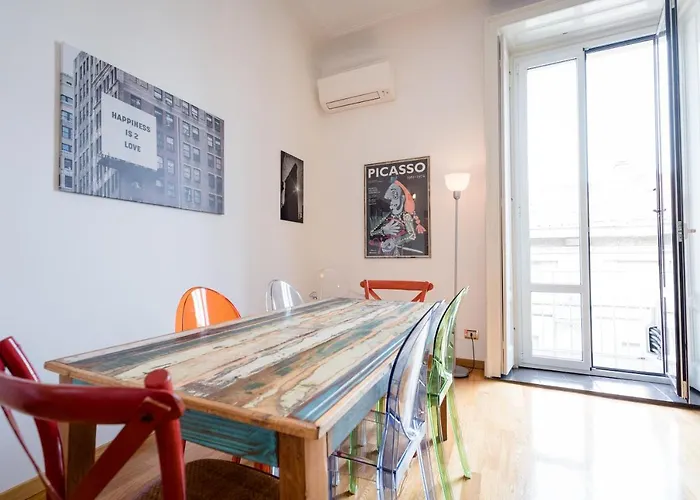 Cinque Vie Floor - Center Lejlighed Milano