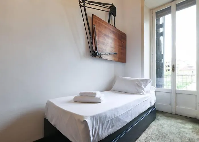 Contempora - Trilocale P.le Susa * Milán