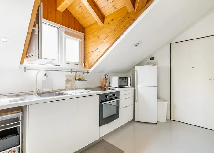 Easylife - - Cola Montano 3 - Isola * Milánó