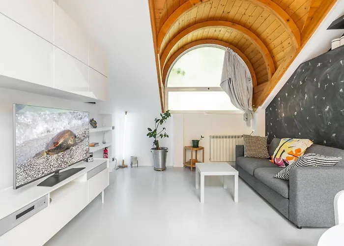 Easylife - - Cola Montano 3 - Isola