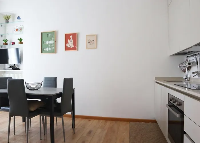 Lägenhet Isola District Bright House Milano