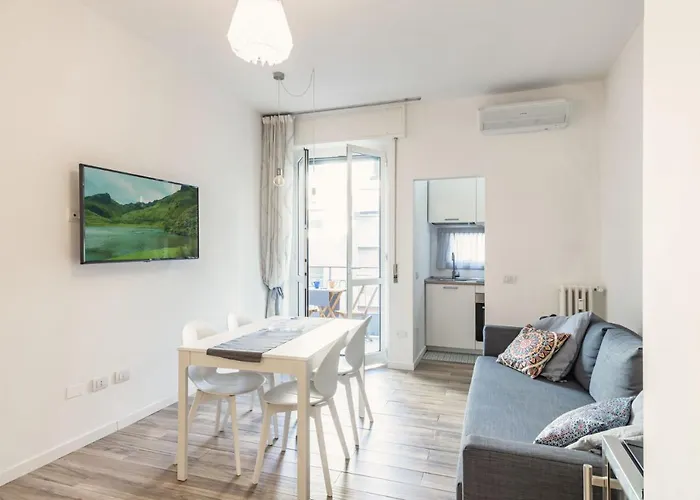 Easylife - - Friuli 24 - Porta Romana