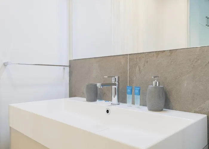Easylife - - Ca Granda 44 - Niguarda Milão