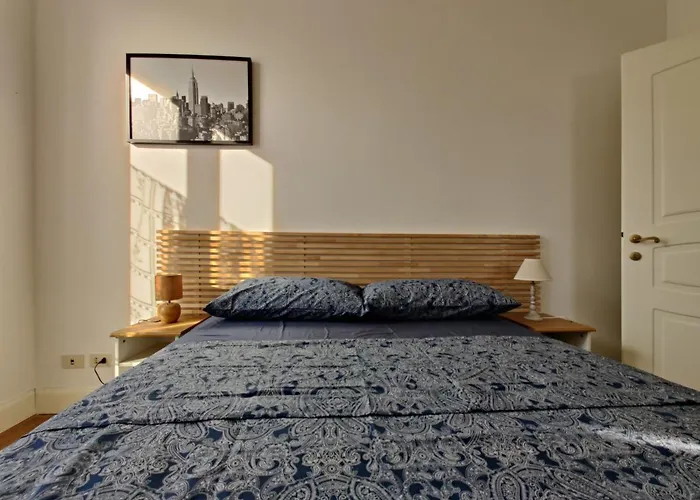 Elegante Trilocale A * Milán