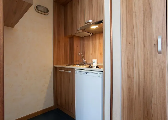 レジデンス レポンティーナ アパートホテル ミラノ