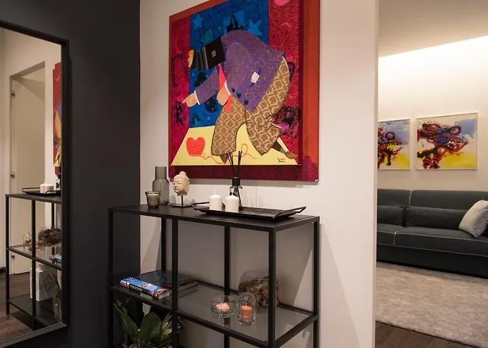 Lägenhet St.ambrogio 2bd New