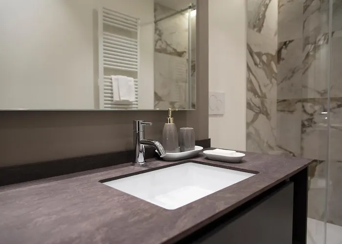 St.ambrogio 2bd New Lägenhet *