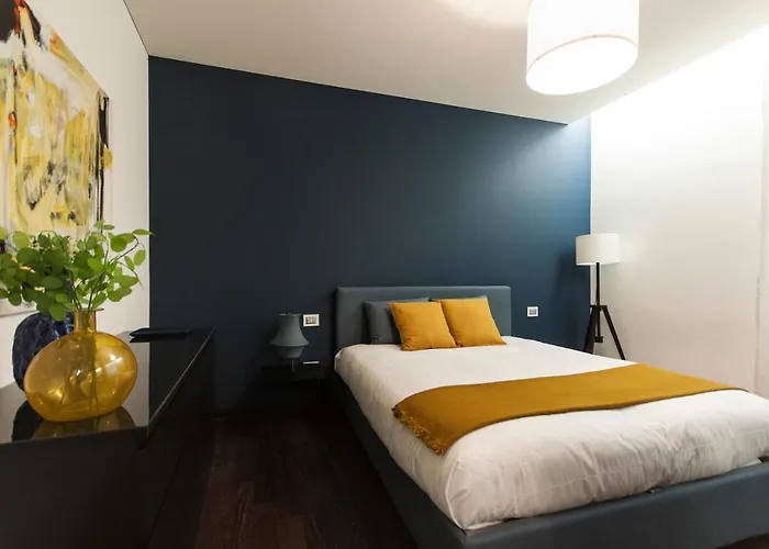 St.ambrogio 2bd New Lägenhet *