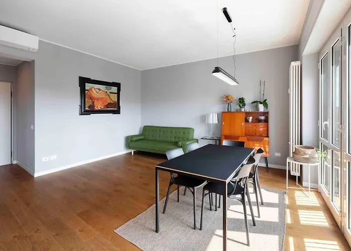 Grazioso E Spazioso In Forlanini *