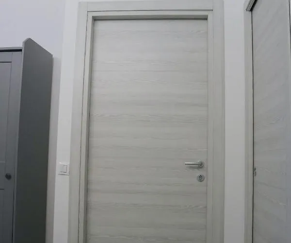 Gambara Guests House Milán