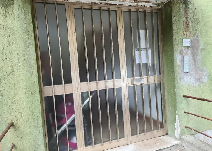 The Spot - アパート