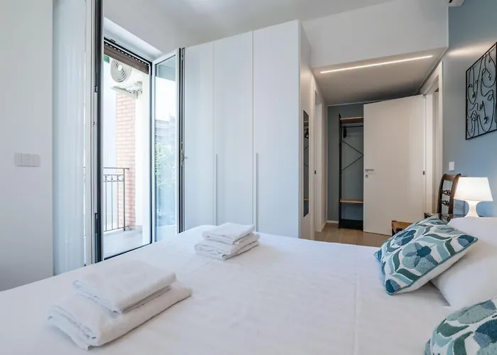 Easylife - Milano- Privata Angera 10s -