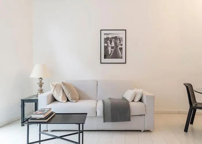 Anita Flexyrent In Brera District A.c. Wifi מילאנו