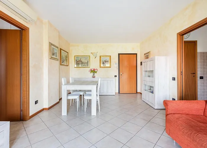 Guesthost - With Balcony Nearby M3 Subway Yellow Line Apartment Mailand