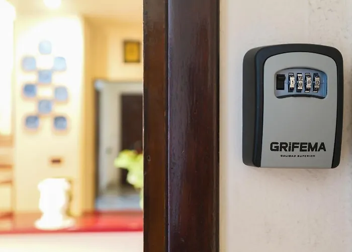 Primopiano - Savona B 아파트