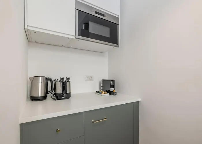 Apartment Easylife - - Tadino 30 - Porta Venezia *