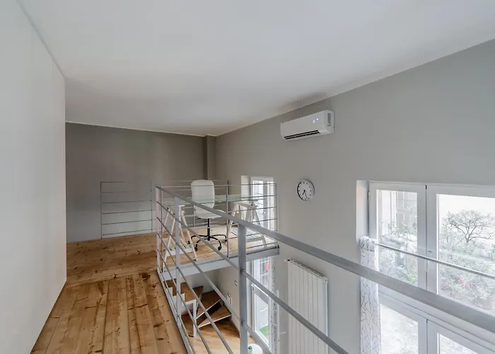 Guesthost - Amazing Loft - 350 M Far From Dateo Station 밀라노