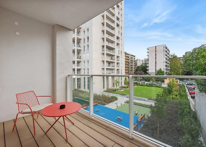 Limehome Via Stresa * Milaan