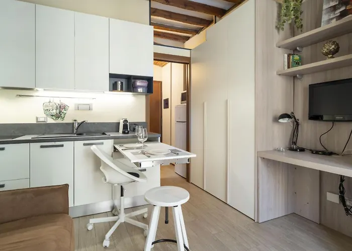 Easylife - - Pilo 6 - Porta Venezia *