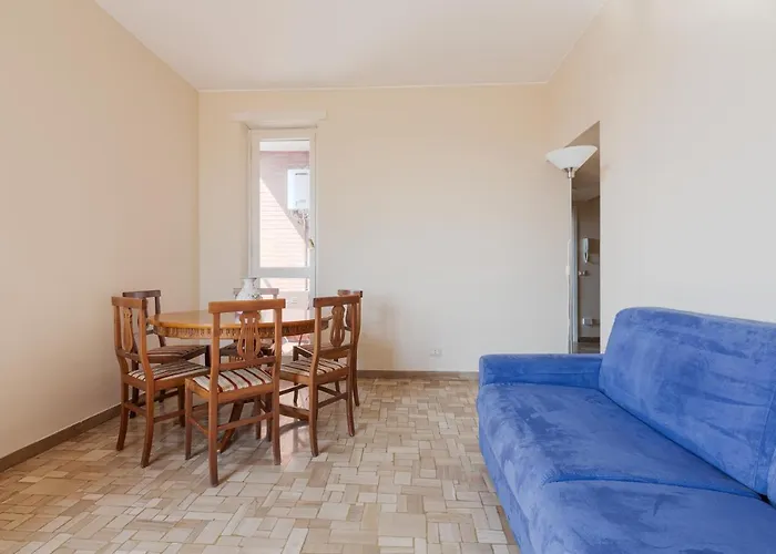 - Roomy 300 M From M3 Affori Fn! *