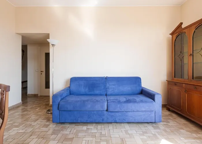 - Roomy 300 M From M3 Affori Fn! *