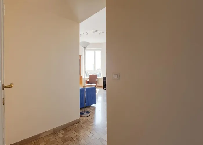 Lejlighed - Roomy 300 M From M3 Affori Fn!