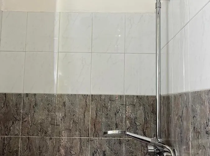 Apartman * Maciachini * *