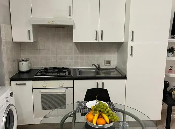 Apartman * Maciachini * Milánó