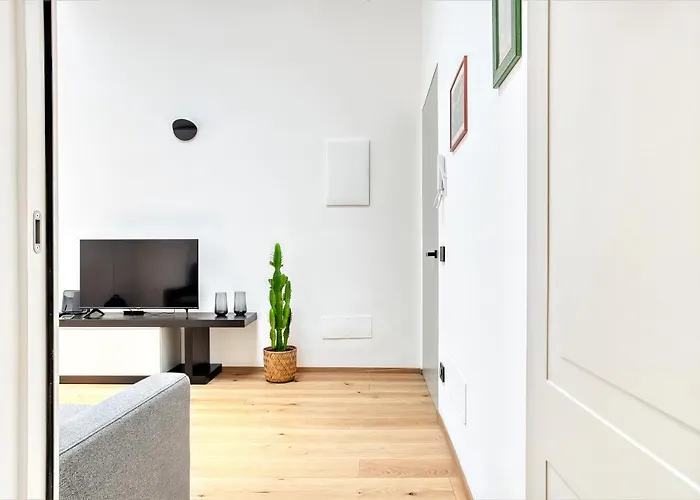 Hostmate - - Pastrengo - Isola Mediolan