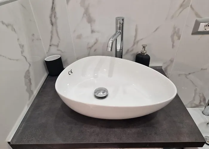 N&ghomesweethome Gogh Elegante E Confortevole דירה *