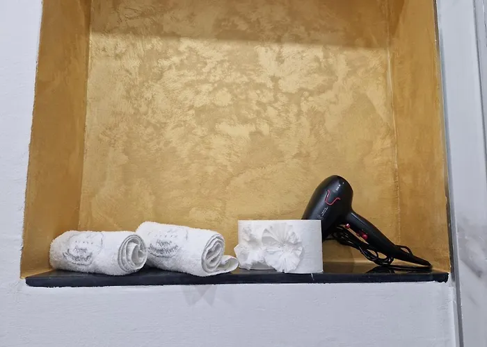 公寓 N&ghomesweethome Gogh Elegante E Confortevole