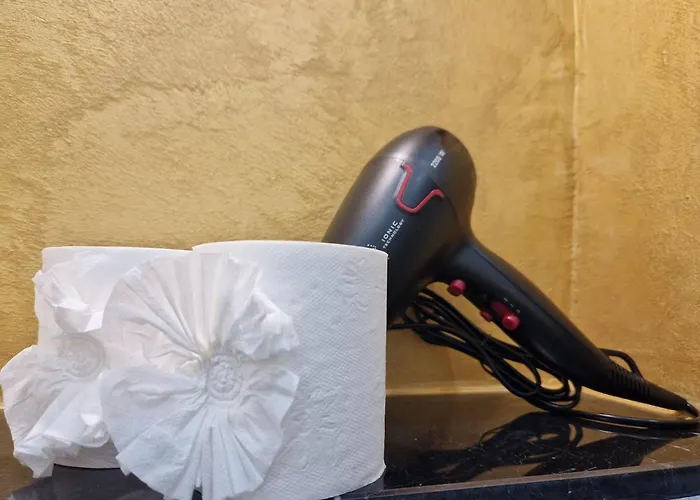 דירה N&ghomesweethome Gogh Elegante E Confortevole מילאנו