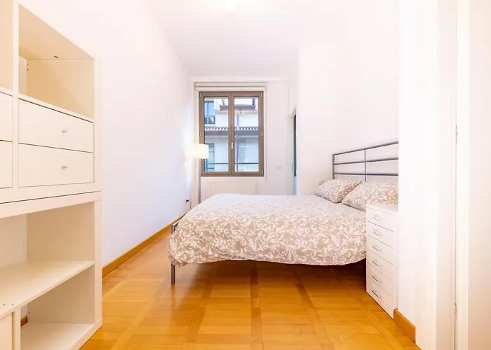 Apartment Luxury 1 Bedroom Navigli Loft Milan