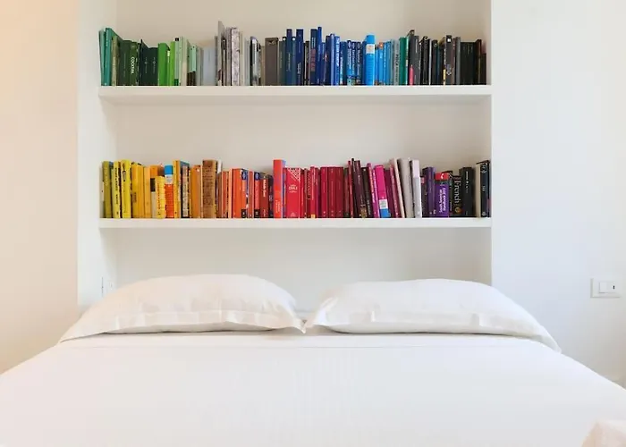 Apartment Contempora - 2-beds, 2 Baths With Balcony - Guastalla *