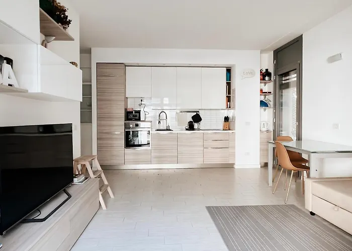 アパート Maderna Charme