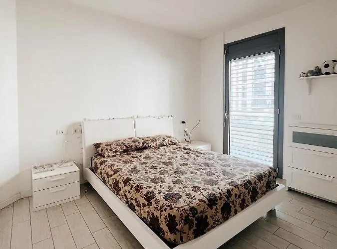 アパート Maderna Charme *