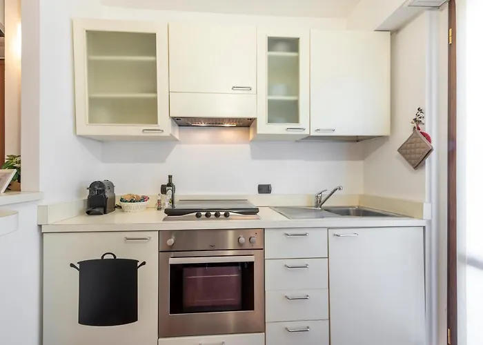 Ferrucci, 6 - Monolocale Al Settimo Cielo Apartmán *