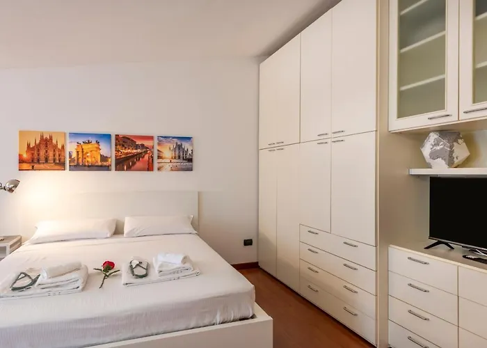 Ferrucci, 6 - Monolocale Al Settimo Cielo *