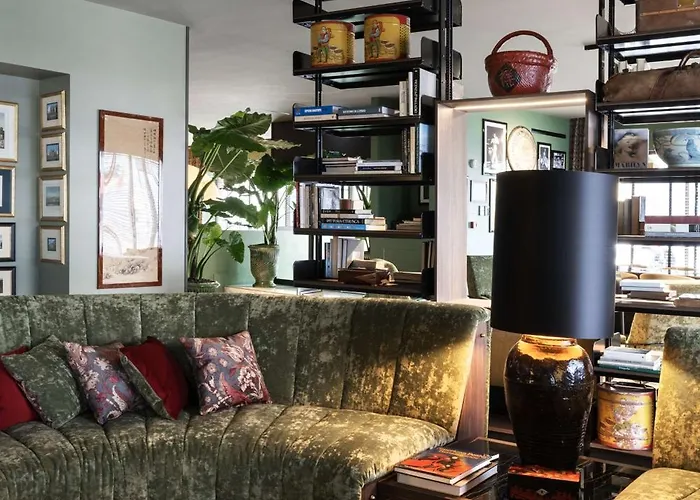 راديسون كوليكشن، سانتا صوفيا ميلانو 5*