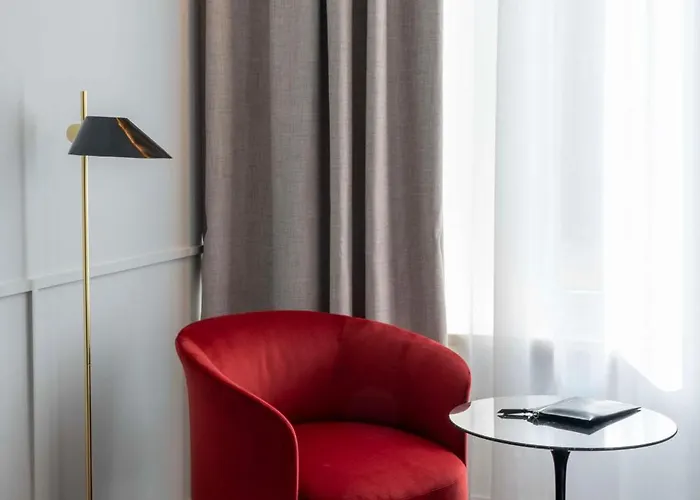 Otel Radisson Collection Hotel, Santa Sofia 5*