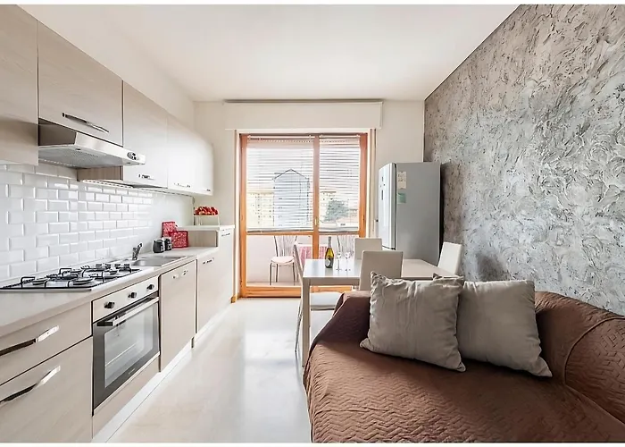 Appartamento Milano 아파트 *