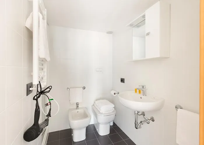 Guesthost - Magenta Long Let Apts * Milão