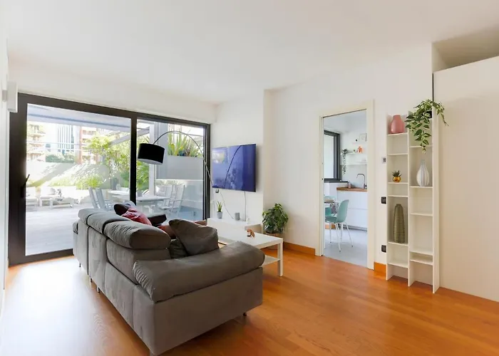 The Best Rent - With Terrace And Jacuzzi アパート *