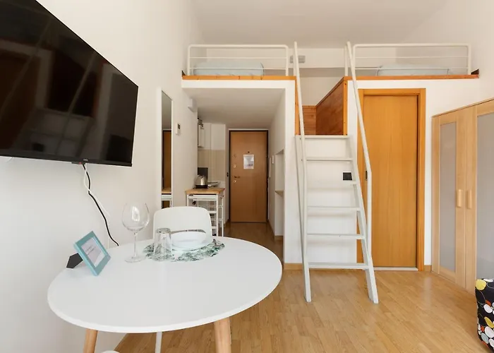 Guesthost - Magenta Long Let Apts *