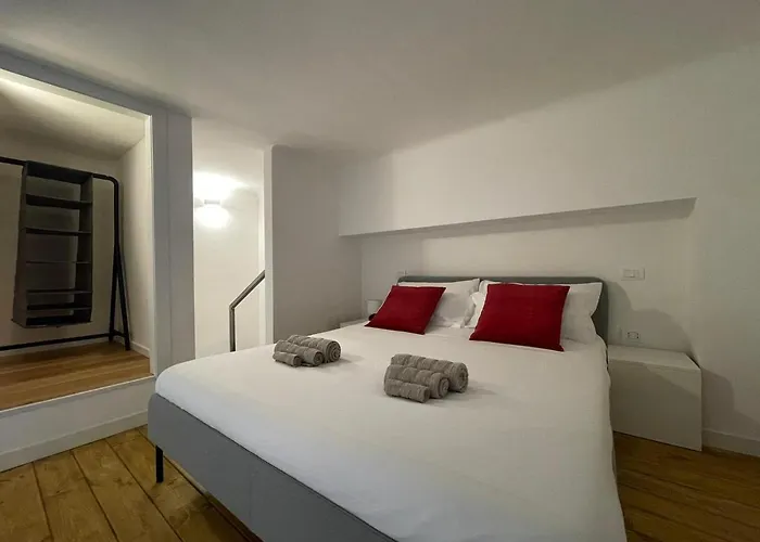 Navigli Design Loft - 7 Stops From Duomo, Ac, Netflix Apartman Milánó