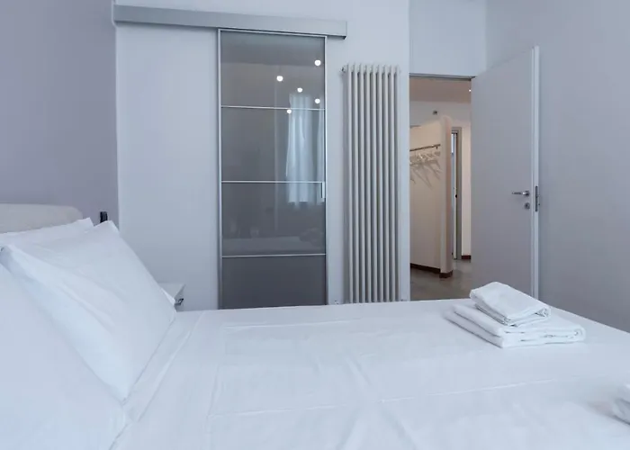 Italianway - Maroncelli 2 B * Mediolan