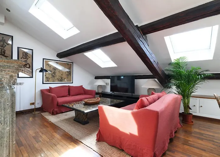 Apartment Elegant P.venezia Attic